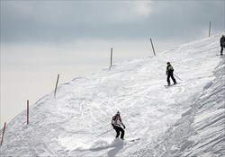 کاهش قیمت بلیت پیست اسکی دربندسر پس از بازگشایی