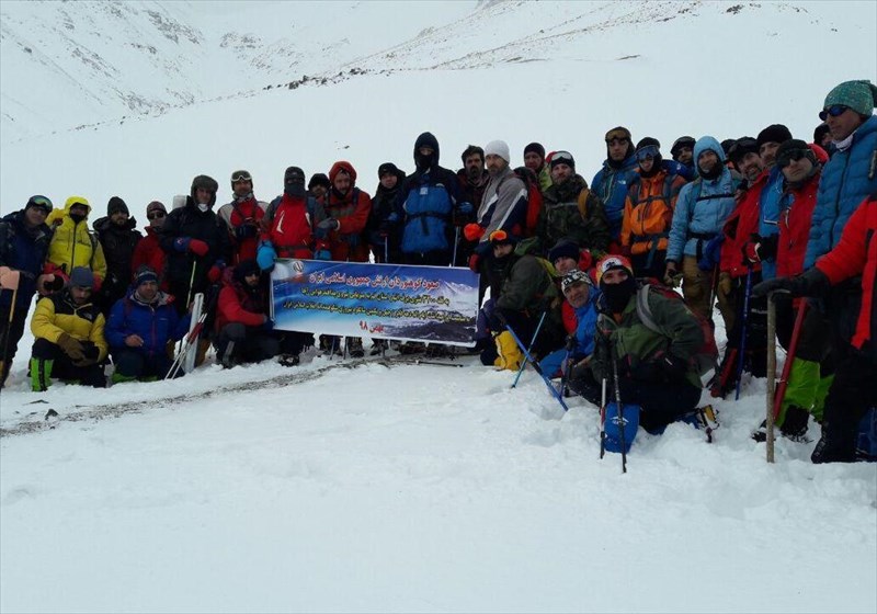 صعود زمستانی کوهنوردان منتخب نیروی پدافند هوایی به قله برف انبار