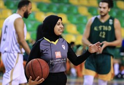 🟢سارا جمال با داشتن حجاب به عنوان اولین زن عرب و آفریقایی بازی‌های ۳ بر ۳ بسکتبال المپیک را قضاوت خواهد کرد.