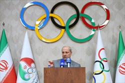 مناف هاشمی: دو برابر بودجه مصوب به فدراسیون‌ها پرداخت کردیم/ در رامسر آکادمی المپیک می‌سازیم